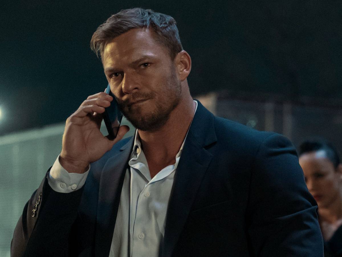 Alan Ritchson e Maria Sten em imagem oficial de Neagley, reforçando a conexão com Reacher