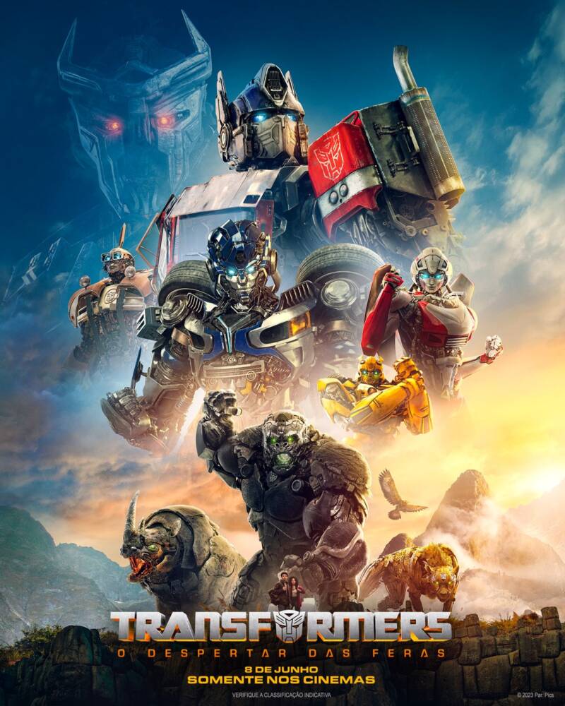 Bumblebee e Optimus Prime lado a lado em material promocional, destacando o contraste entre nostalgia e reboot