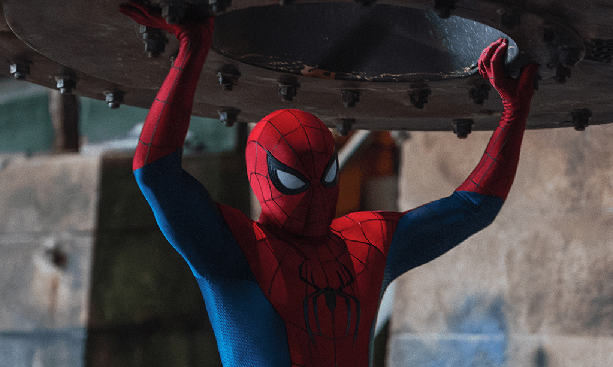 Homem-Aranha volta às ruas em arte inédita do filme