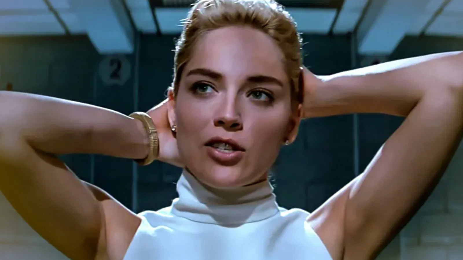 Pôster oficial de Instinto Selvagem com Sharon Stone e Michael Douglas