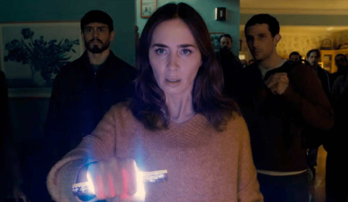 Steven Spielberg, Emily Blunt e Josh O’Connor em imagem oficial de divulgação de Dia D