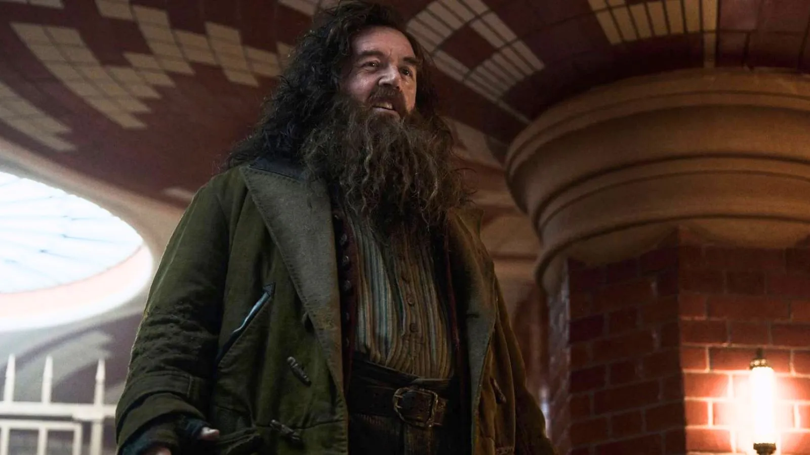 Nick Frost encara o peso do novo Hagrid em Harry Potter