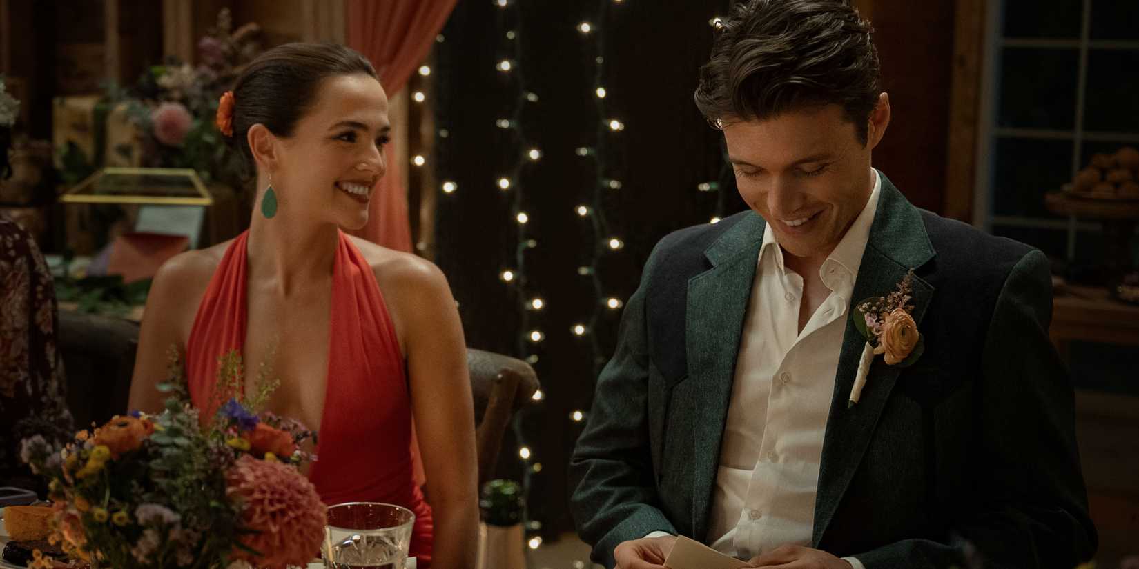 Arte promocional de Mensagens para Isabelle destacando o tom romântico e dramático do filme