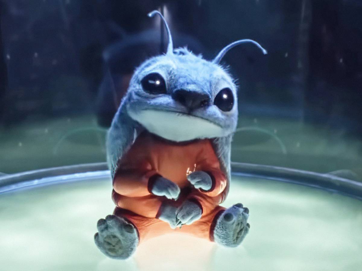 Comparativo visual entre o Lilo & Stitch animado de 2002, o live-action de 2025 e arte conceitual de sequência