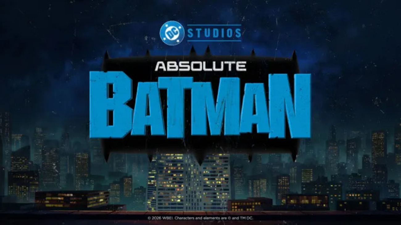 Comparativo visual entre Batman clássico e a versão de Absolute Batman, destacando o tom mais operário e brutal