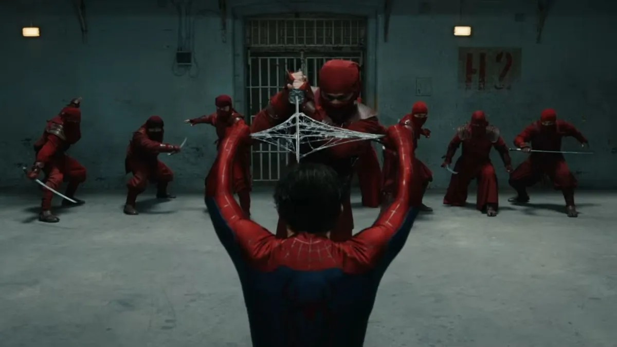 Homem-Aranha amplia a experiência com telas laterais no cinema