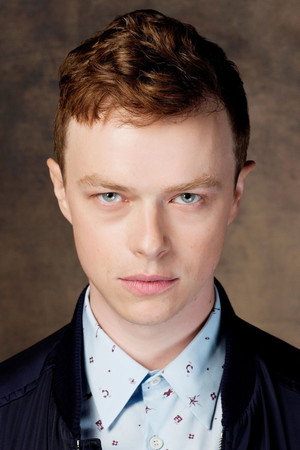 Dane DeHaan, ator e dublador de Victor em A Bailarina