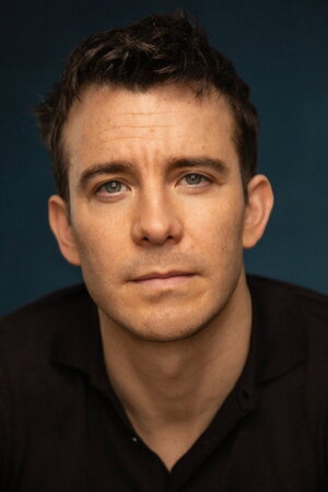 Luke Thompson como Benedict Bridgerton