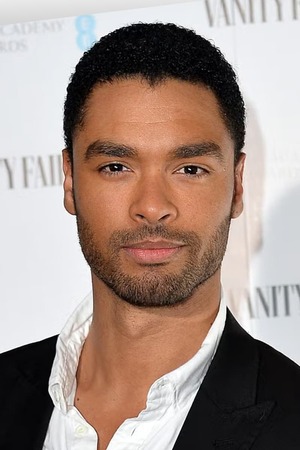 Regé-Jean Page como Simon Basset