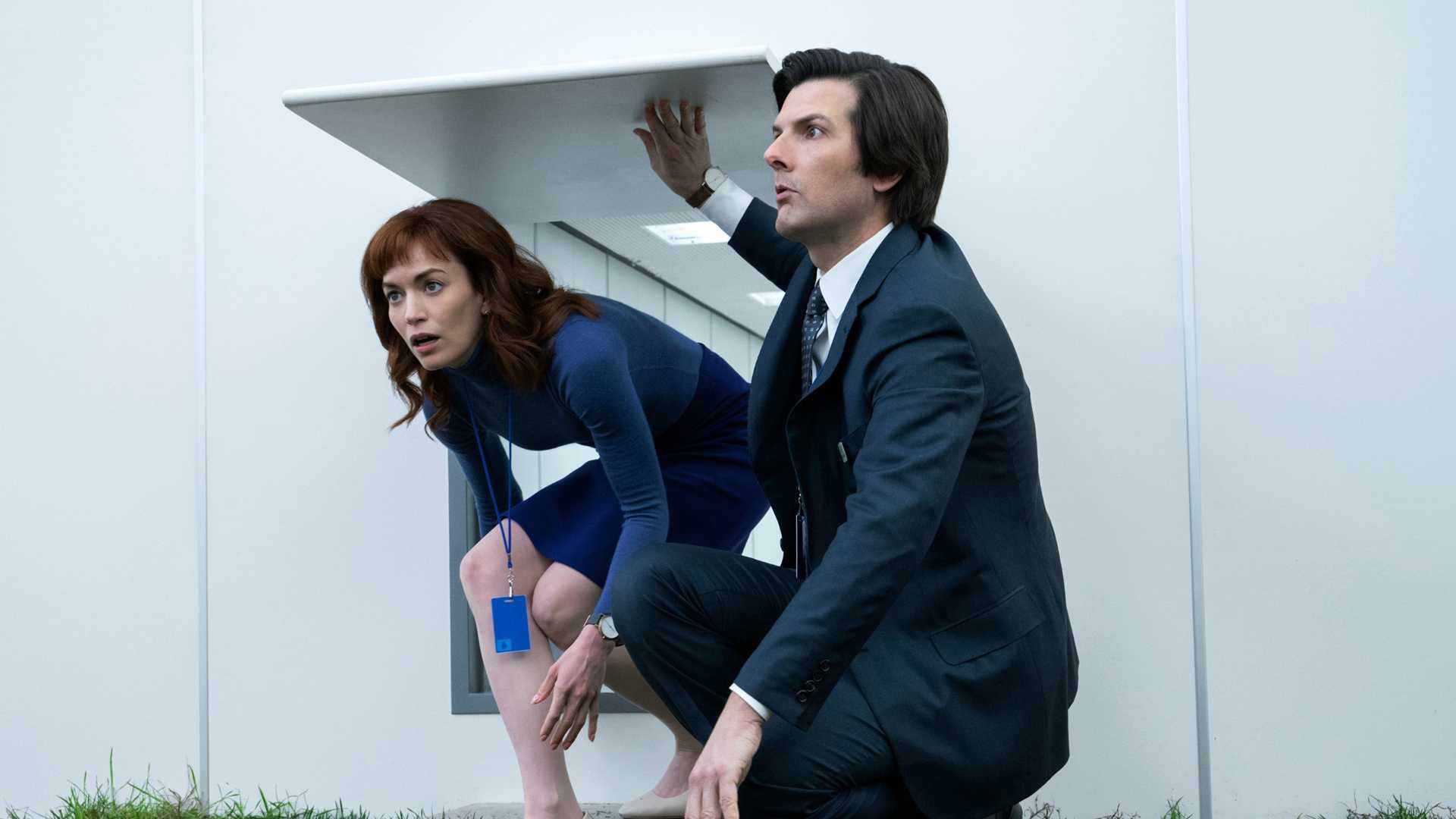 Britt Lower e Adam Scott de Severance da Apple TV