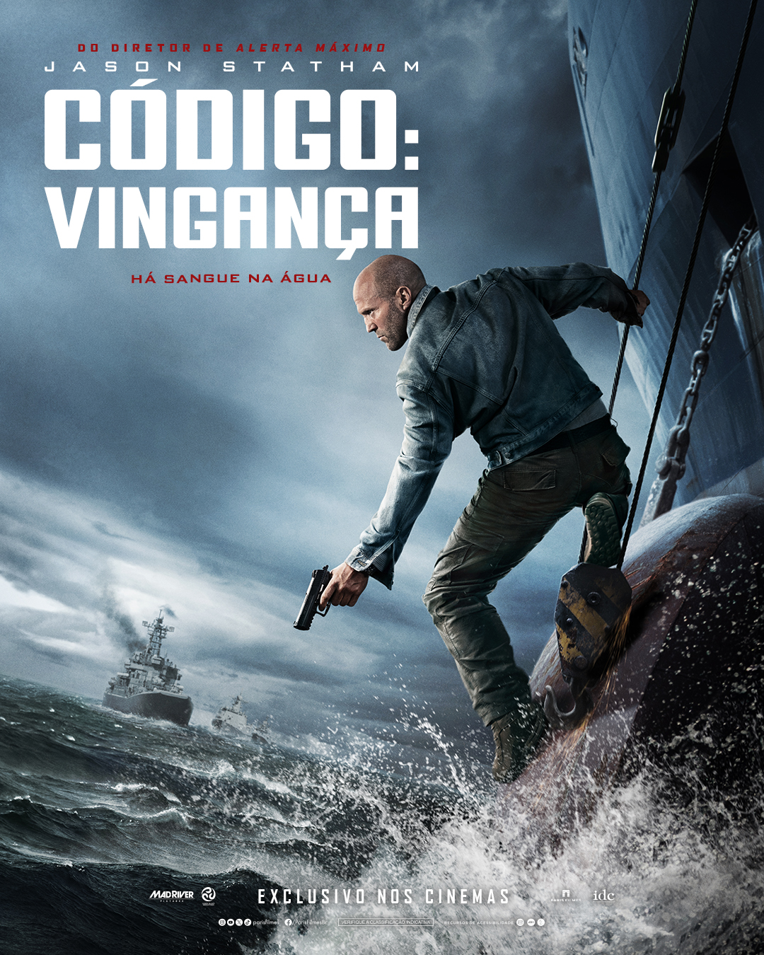 Pôster oficial de Código: Vingança com Jason Statham em destaque e clima de thriller de ação