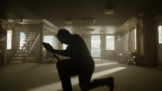 Digger usa Tom Cruise como isca para sua estreia