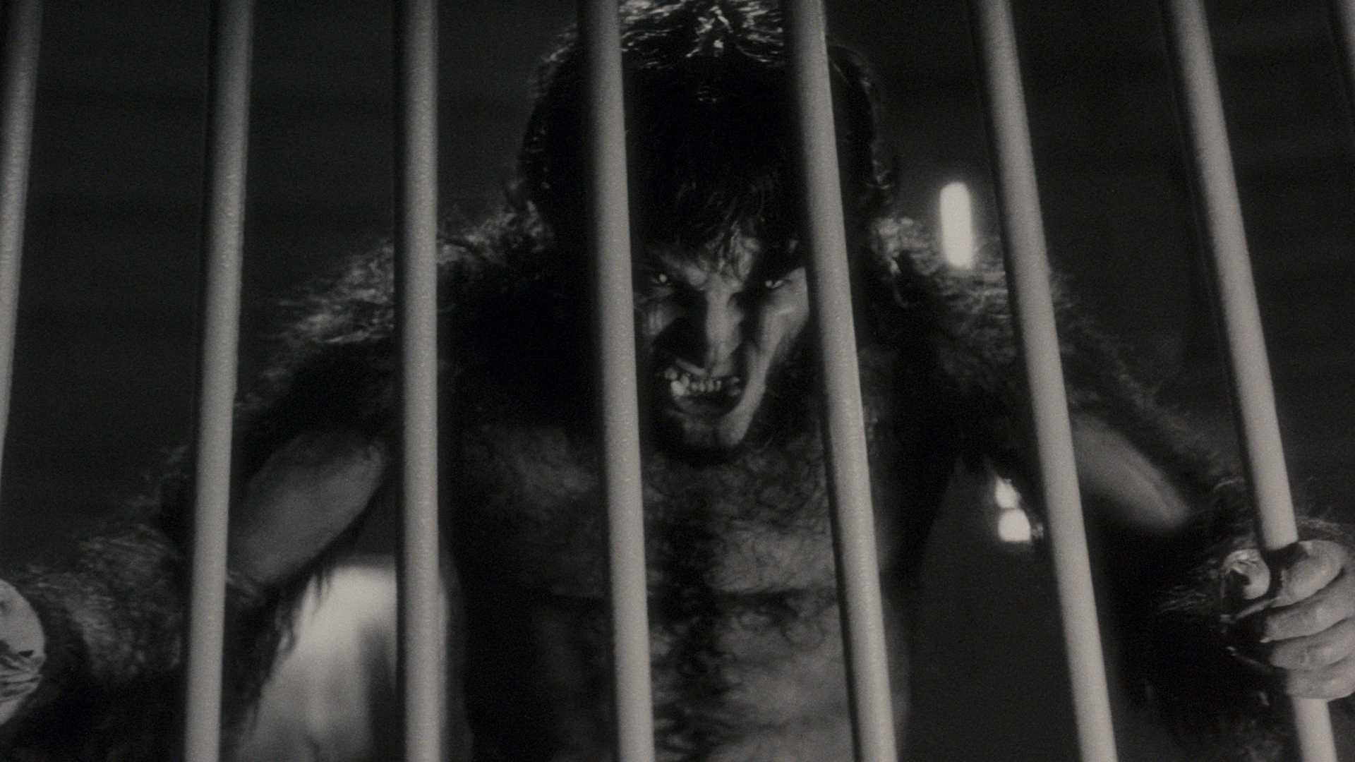 Gael Garcia Bernal como o Lobisomem da Noite do MCU