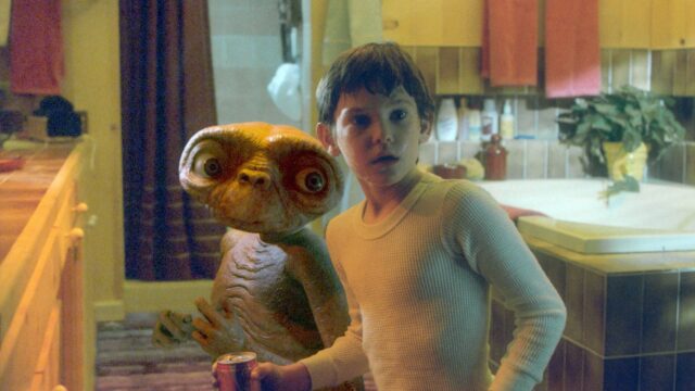 Nem o comercial mudou E.T.: O Extraterrestre no cânone