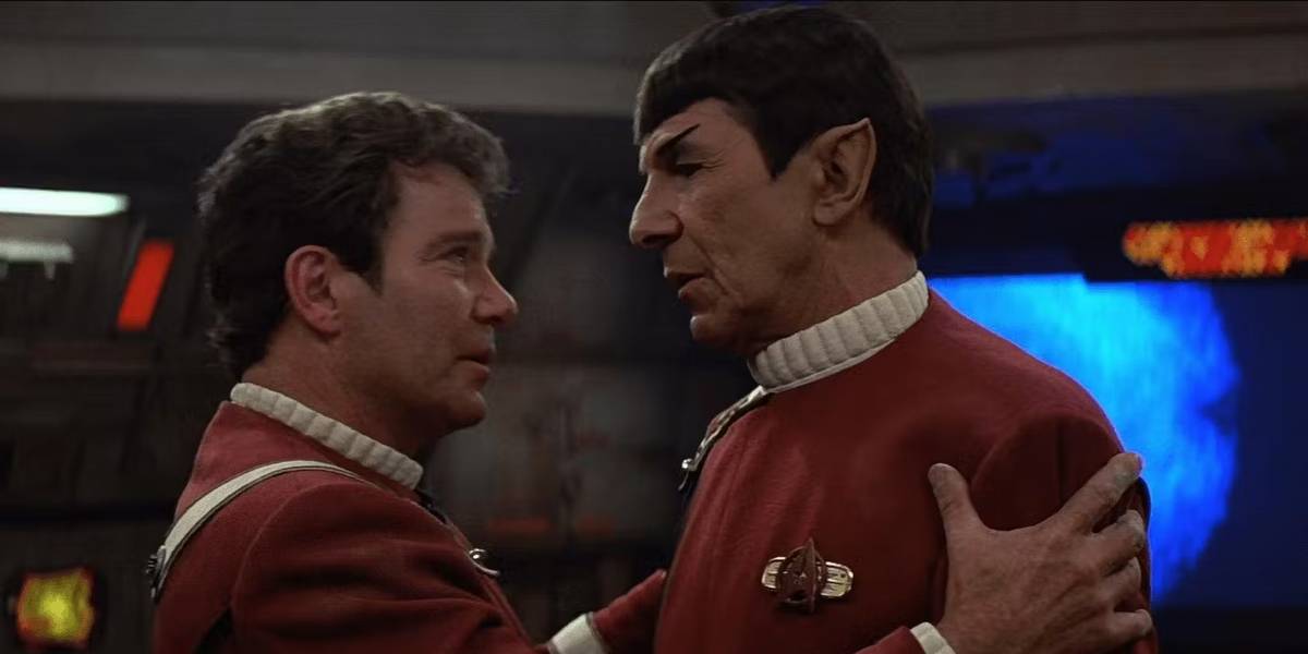 Kirk e Spock conversando em Star Trek V: The Final Frontier