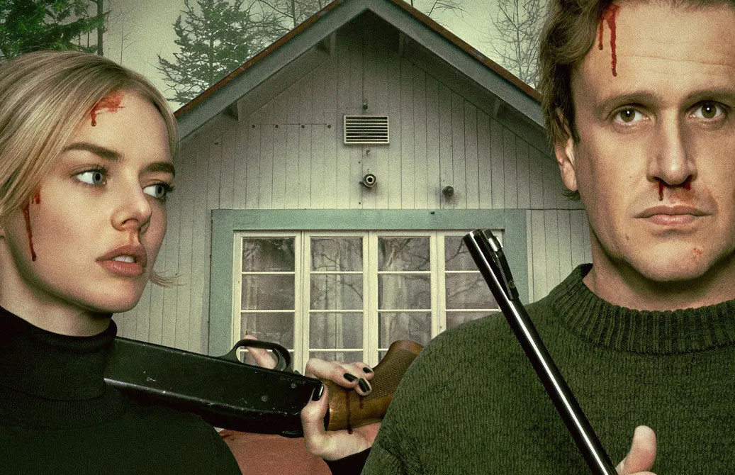 Samara Weaving sobe o tom em Por Cima do seu Cadáver