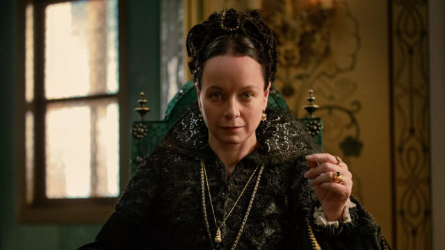 Jogo Sujo coloca Samantha Morton contra Phoebe Dynevor