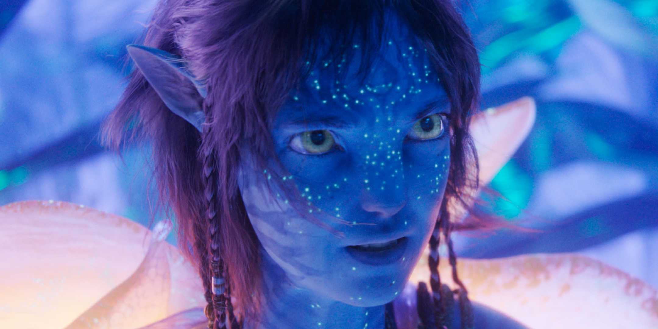 Kiri de Sigourney Weaver em Avatar Fire and Ash