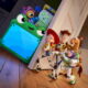 Toy Story 5 se aproxima de US$ 600 milhões e emociona Tom Hanks
