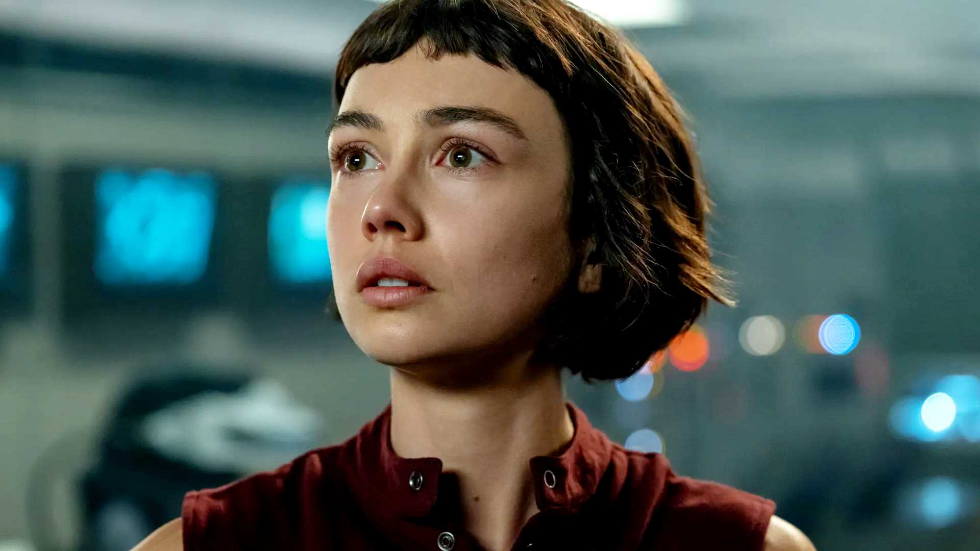 Wendy looking shocked in Alien Earth