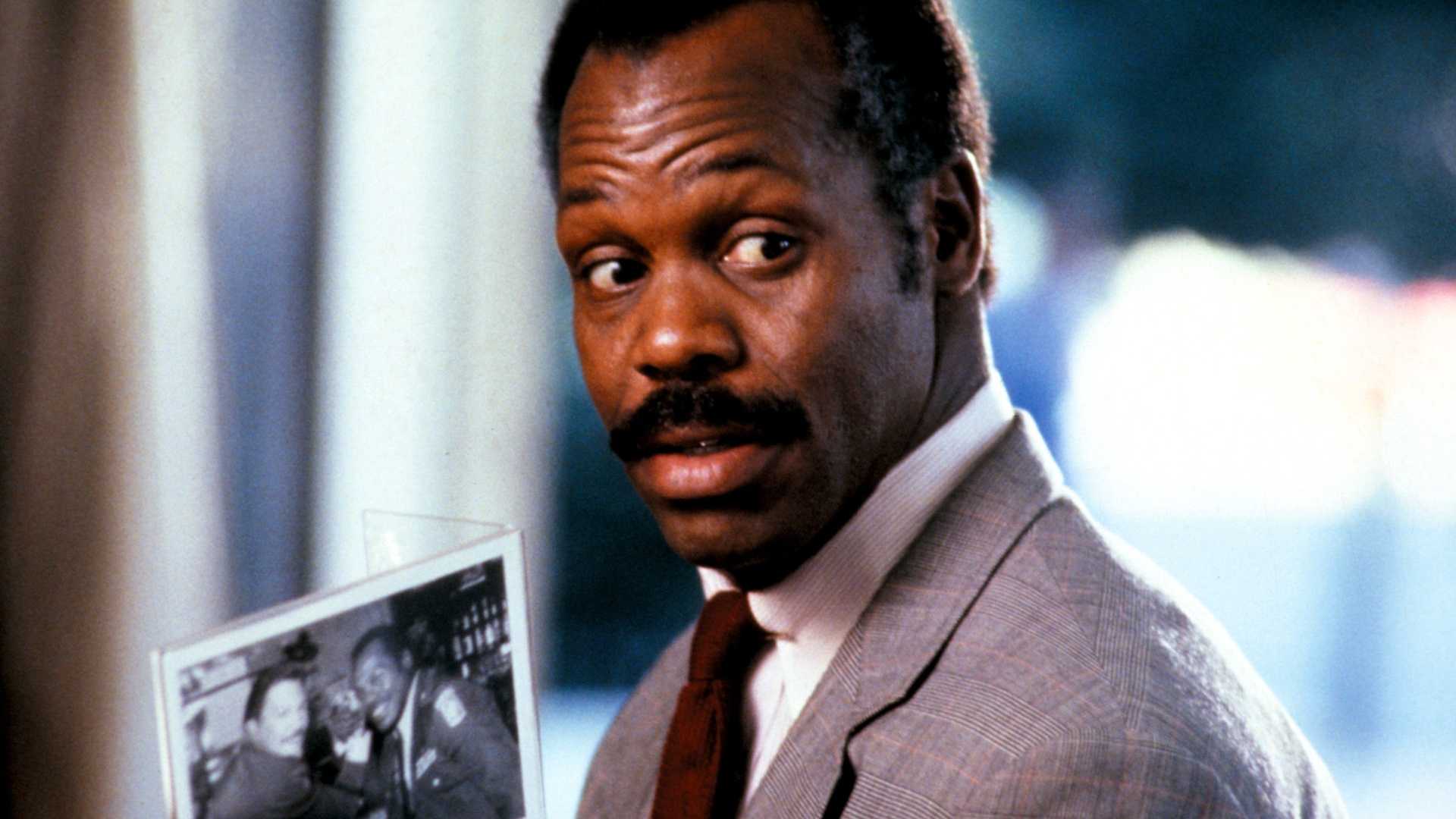 Danny Glover como Roger Murtaugh em Lethal Weapon