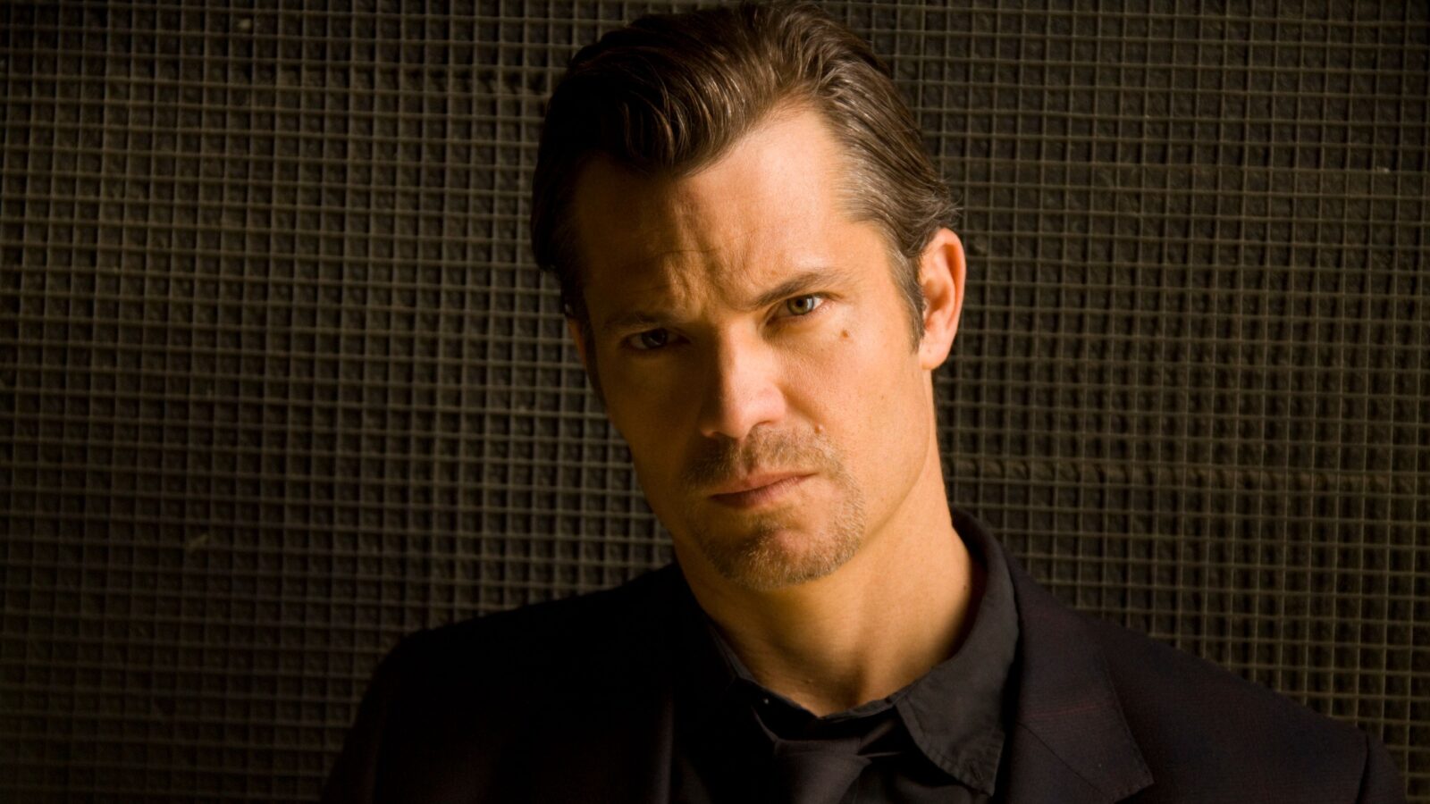 Justified no Brasil: O neo-western que rendeu continuação